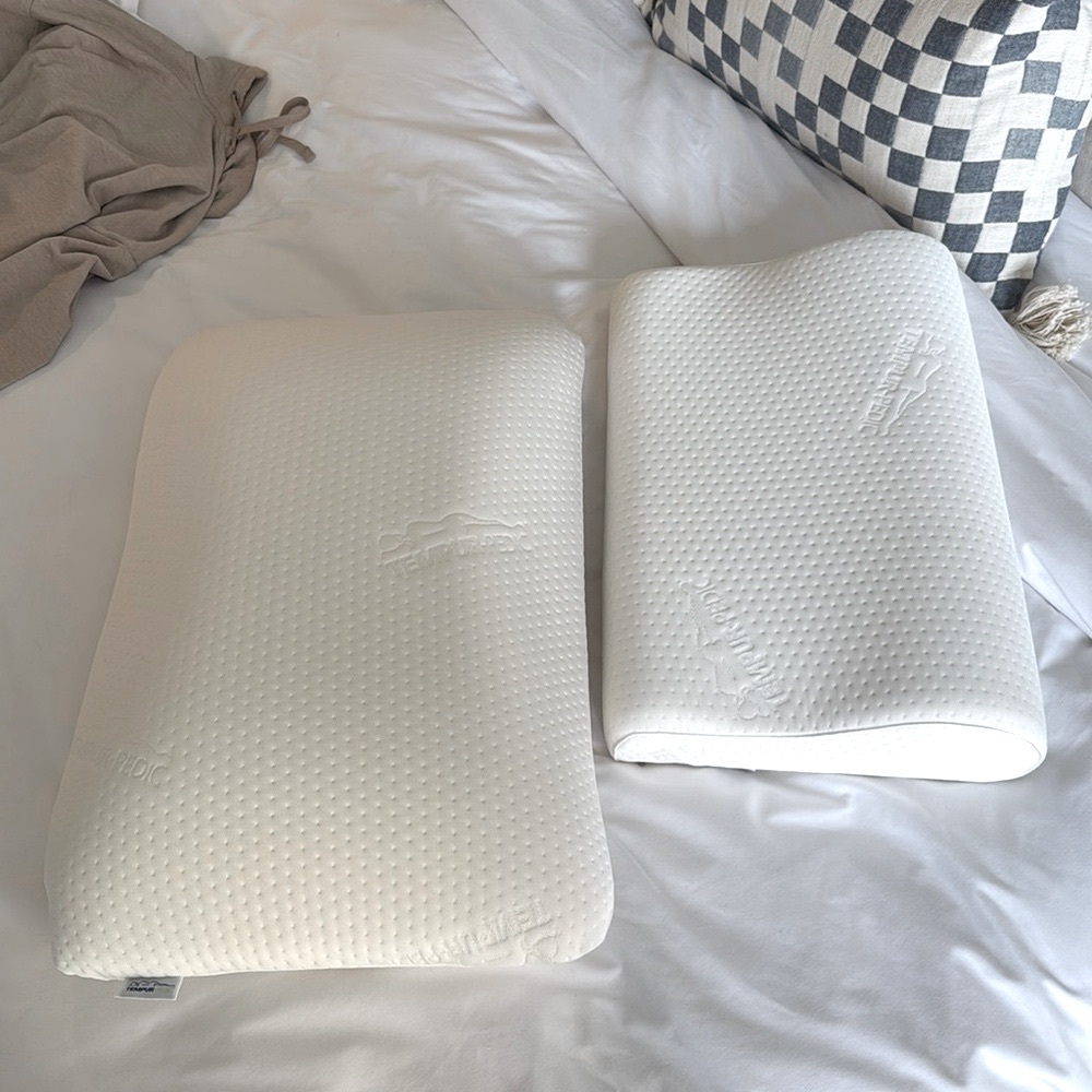 🔵 15%+ OFF SALE - Tempurpedic pillows NEW